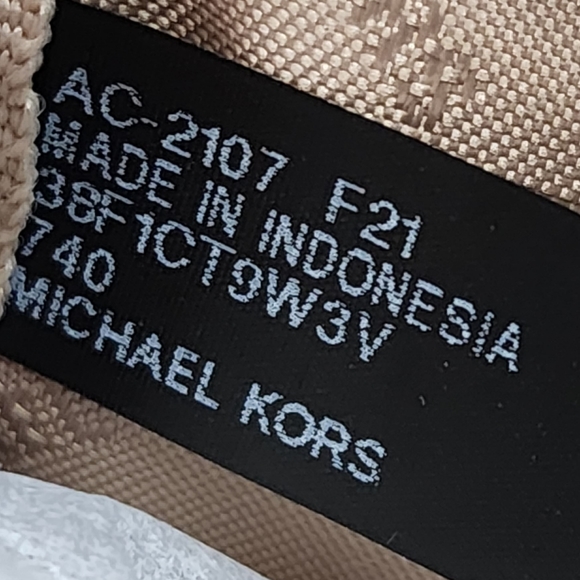 Michael Kors Jet Set Logo Double Zip Wristlet Gold - Picture 4 of 7